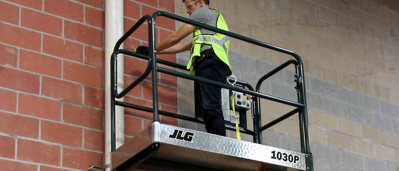 JLG Push Around Lifts