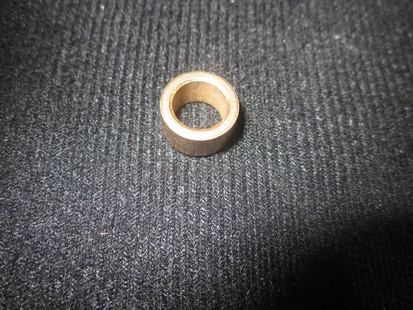 SPACER, CONTROL LINKAGE