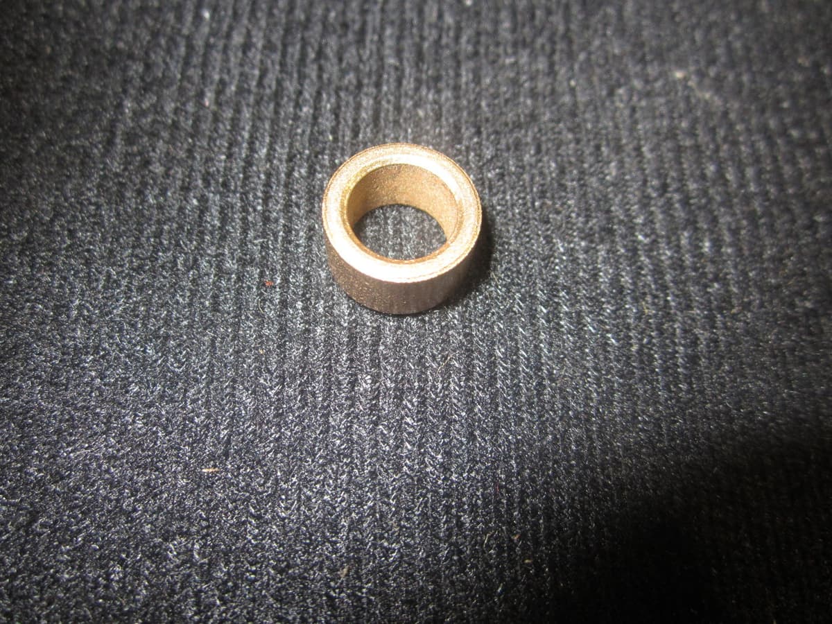 SPACER, CONTROL LINKAGE