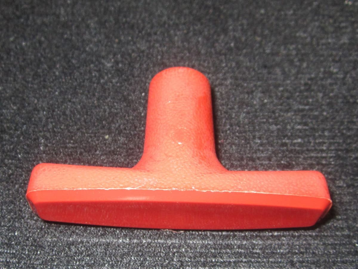 T-HANDLE (RED) 1/4-20UNC