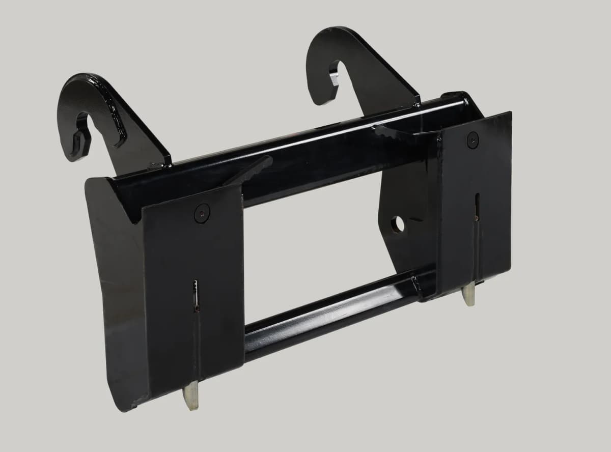 UNIVERSAL ATTACHMENT ADAPTER