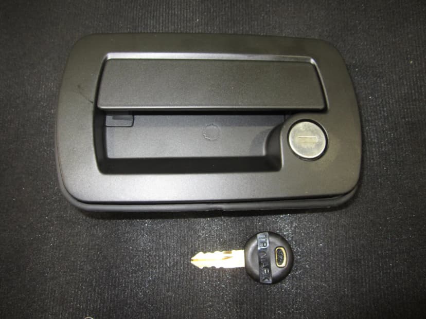 LATCH,ASSEMBLY,WITH KEY
