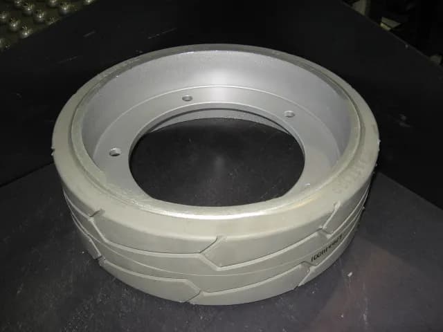 TIRE,100X323 NON-MARKING