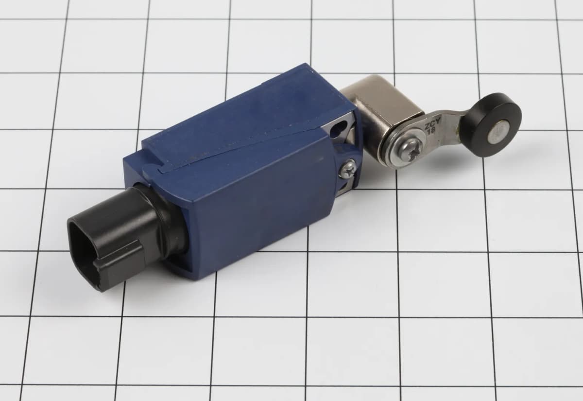 SWITCH,ROLLER LIMIT