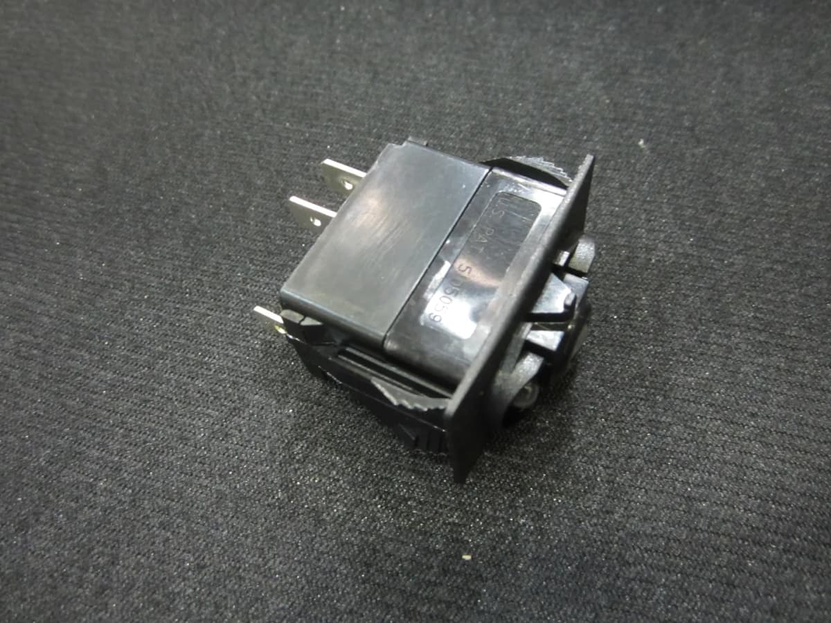 SWITCH, ROCKER CARLINGSWITCH